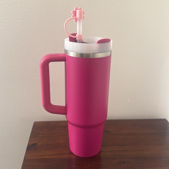 Stanley Flowstate Quencher H2O Double Vacuum Insulate Tumbler 40 oz Fuchsia - Picture 4 of 9